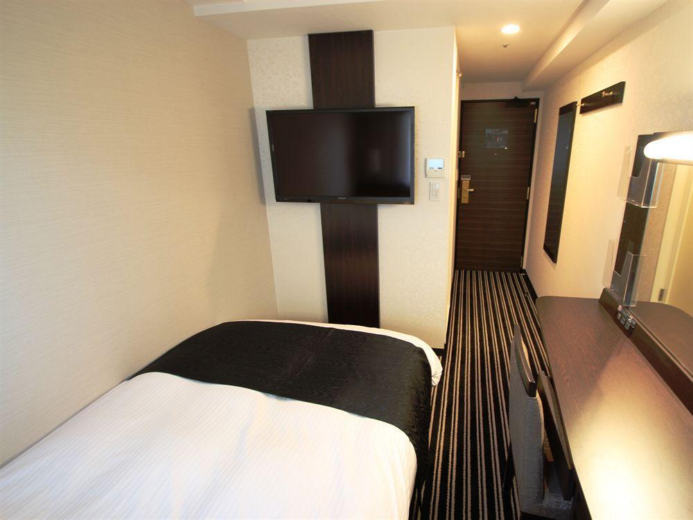 Apa Hotel Shimbashi Toranomon Tokyo Exterior photo